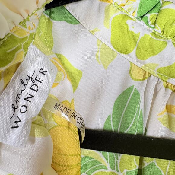 Emily Wonder Large Shirt Blouse Yellow Floral Ruffled Neckline Flutter Sleeves - Picture 7 of 9